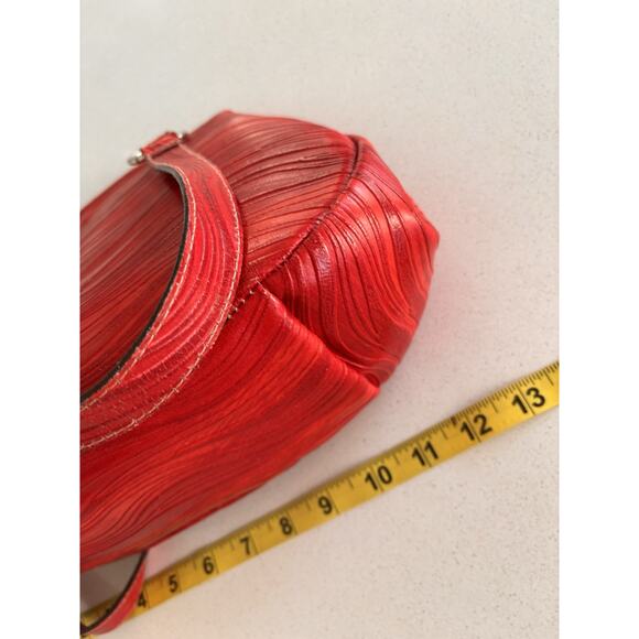 Abaco Paris Textured Oval Red Shoulder Bag - Picture 11 of 13